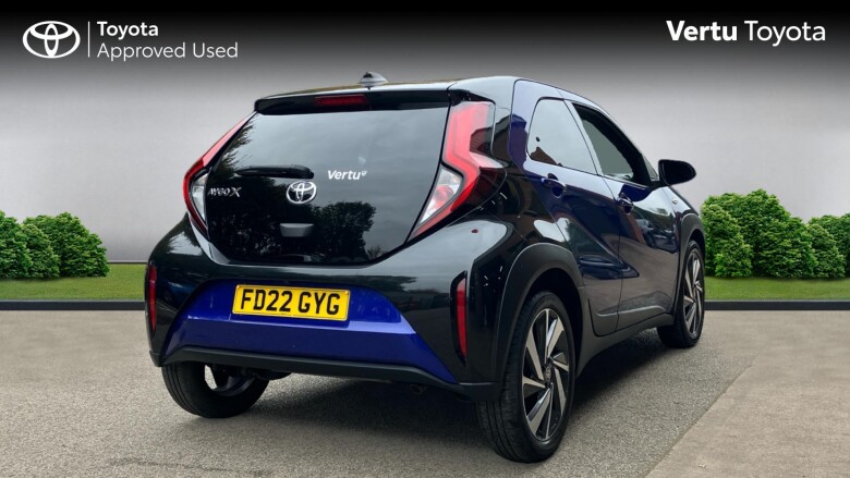 Toyota Aygo X 1.0 VVT-i Edge 5dr Petrol Hatchback